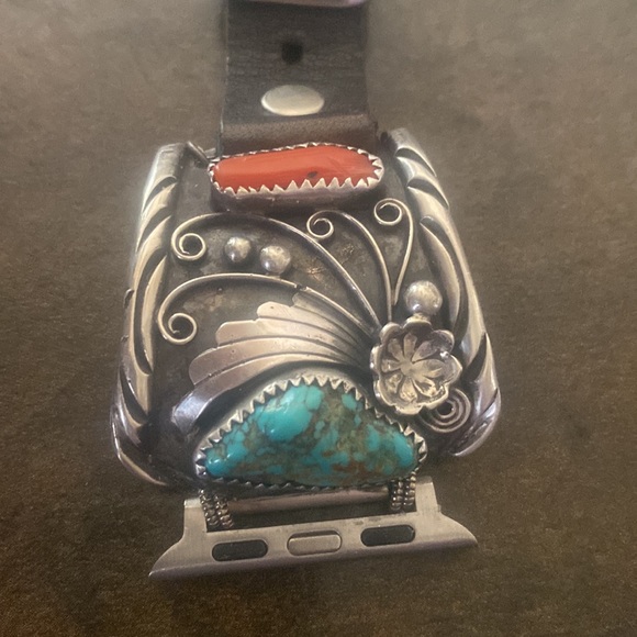 🌼SOLD🌼 Apple Watch band - Picture 2 of 5